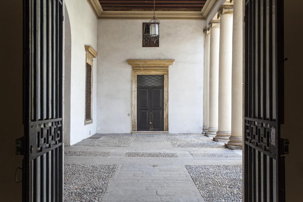 Appartement Palazzo Valmarana Braga à Vicence Extérieur photo